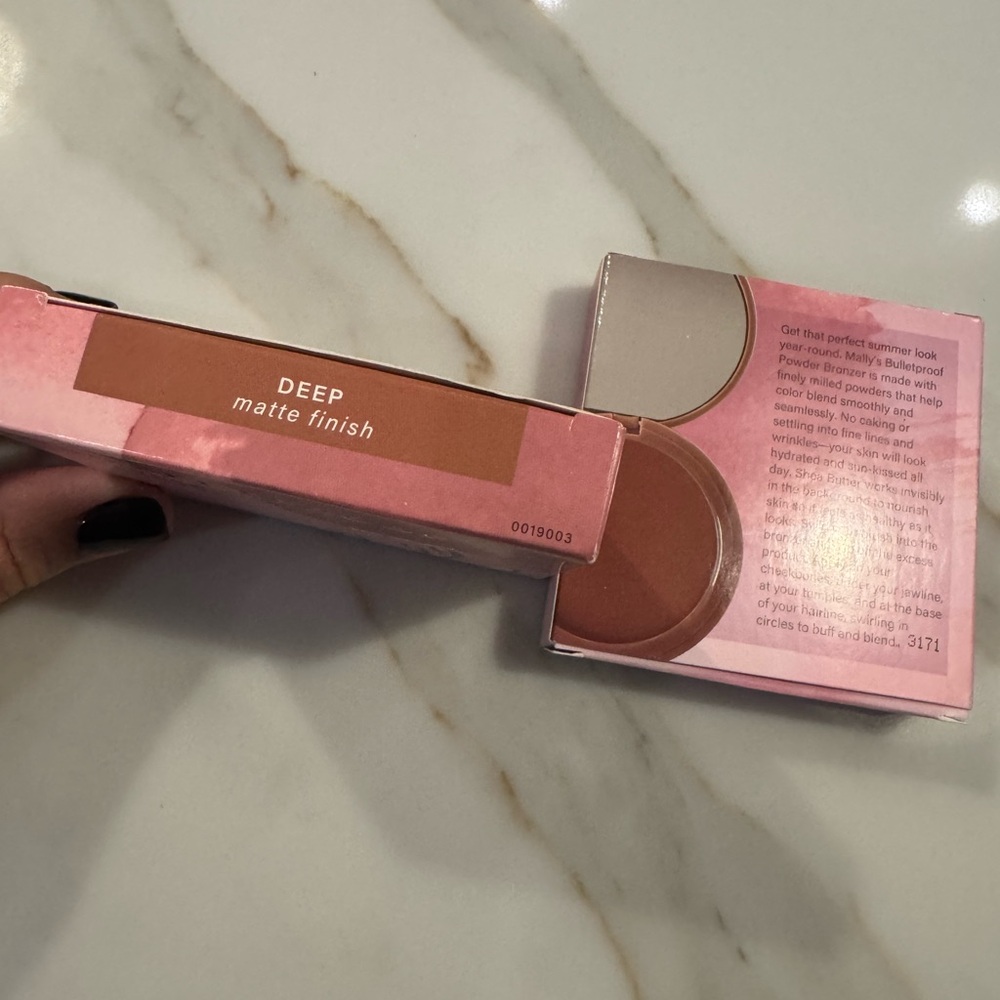 Mally XO Flawless Finish Transforming Effect Foundation In Deep - NIB
